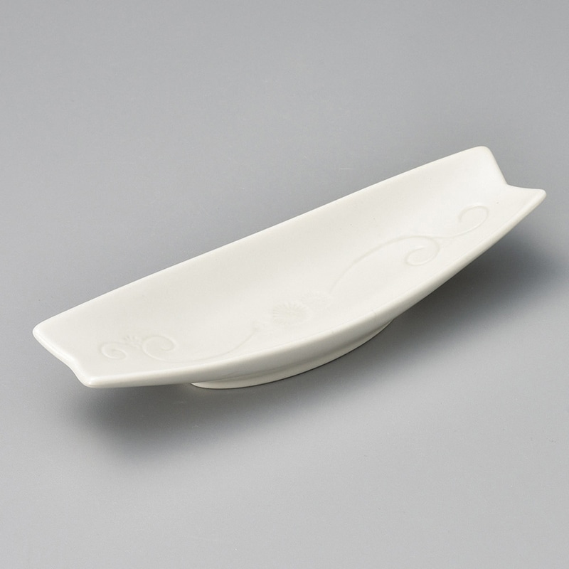 山万 11905-470 白灰釉彫唐草舟小鉢  1個（ご注文単位1個）【直送品】