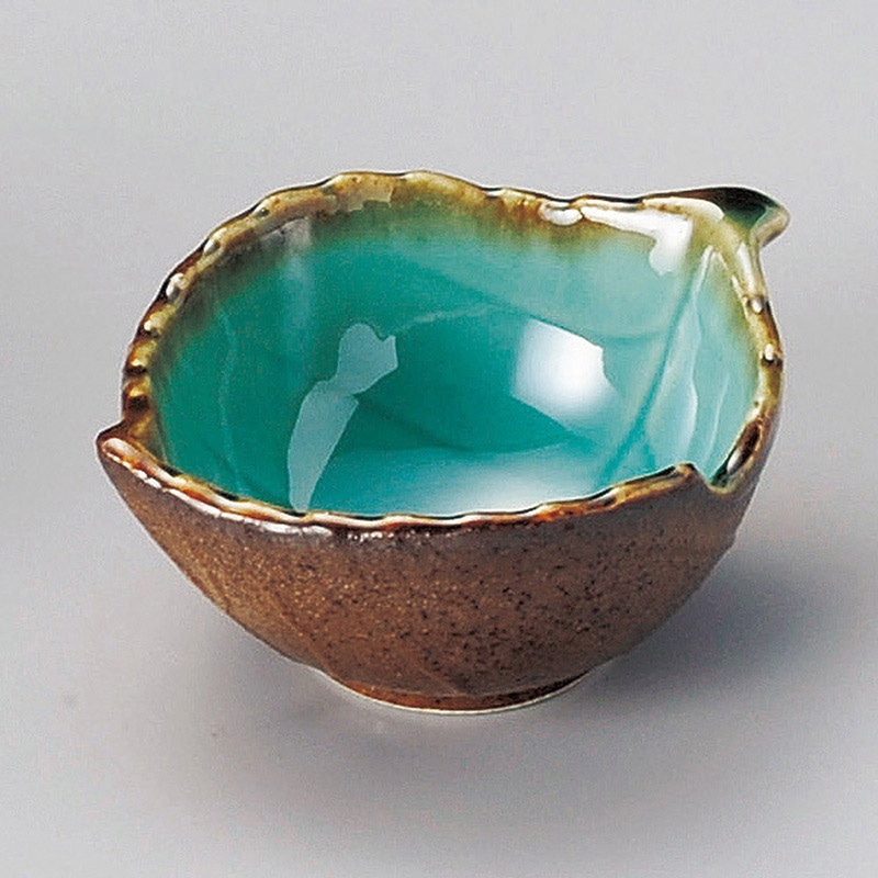 山万 12501-310 伊賀エメラルド木ノ葉型珍味  1個（ご注文単位1個）【直送品】