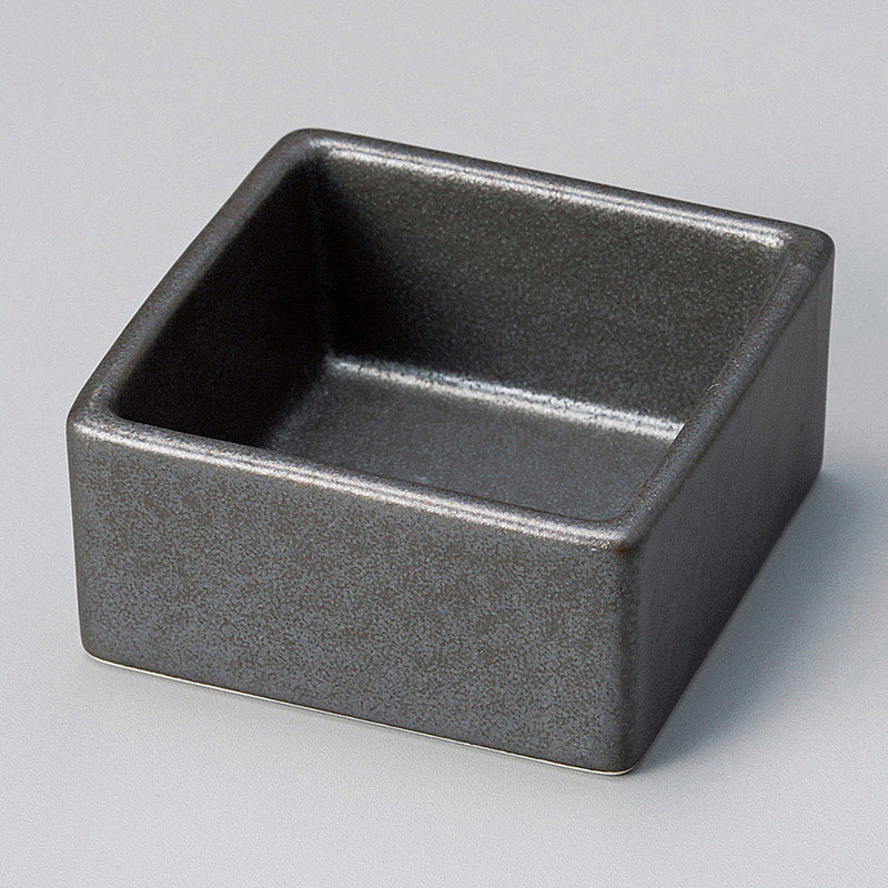 山万 12110-270 マットブラックキューブ  1個（ご注文単位1個）【直送品】