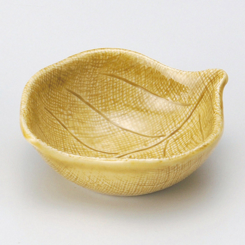 山万 13743-570 黄瀬戸木の葉千代口  1個（ご注文単位1個）【直送品】