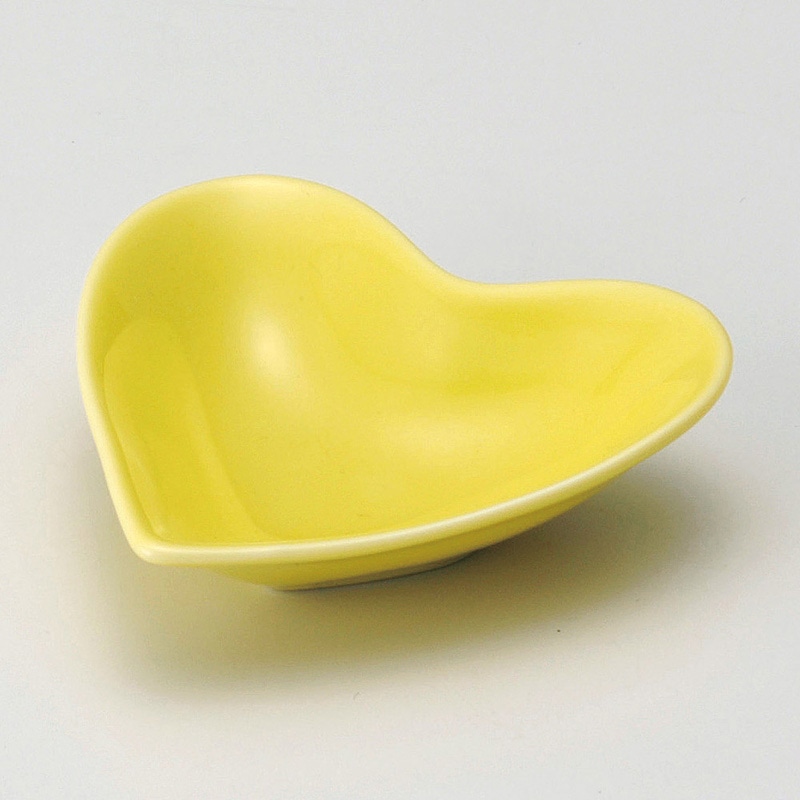 山万 14113-570 ハート小皿 Y 1個（ご注文単位1個）【直送品】