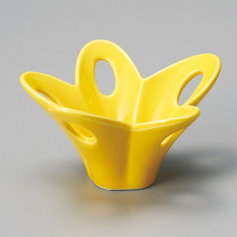 山万 14002-170 透かし花型(イエロー)珍味  1個（ご注文単位1個）【直送品】