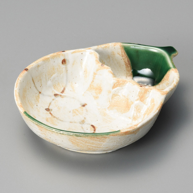 山万 14503-130 志野織部ナス型仕切鉢  1個（ご注文単位1個）【直送品】