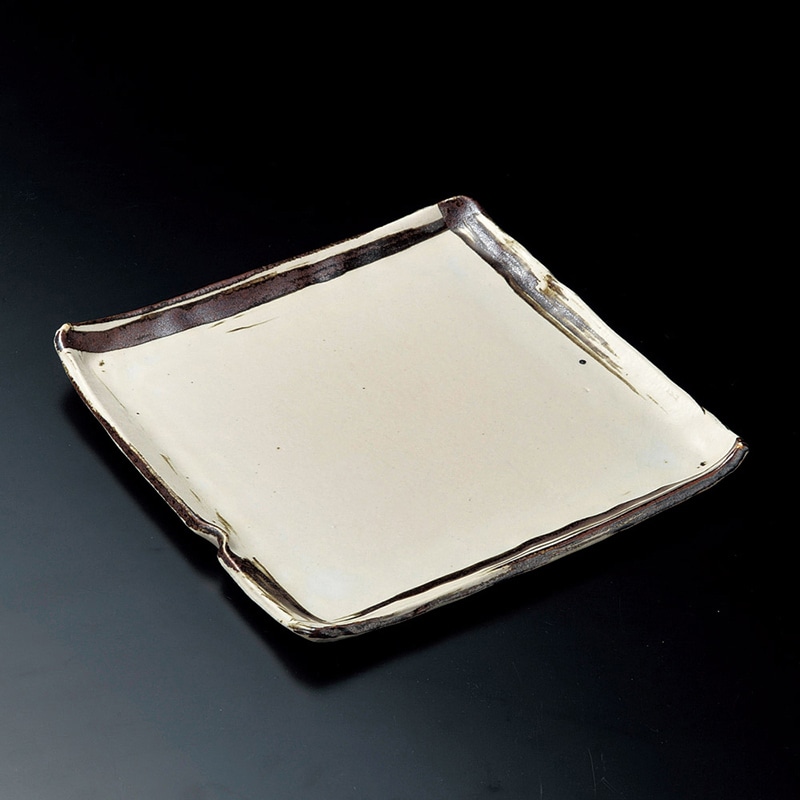 山万 18612-660 鉄刷毛目10.0正角皿(信楽焼 1個（ご注文単位1個）【直送品】