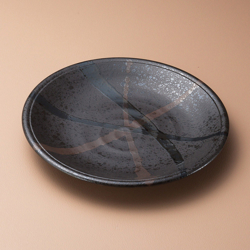 山万 19719-270 東雲(黒)円8.5皿  1個（ご注文単位1個）【直送品】