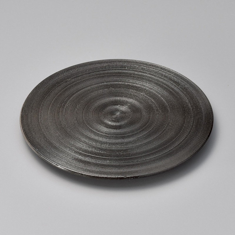 山万 19808-460 黒陶櫛目26cmフラットプレー 1個（ご注文単位1個）【直送品】