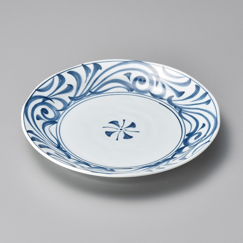 山万 19723-190 古染唐草7.5皿  1個（ご注文単位1個）【直送品】