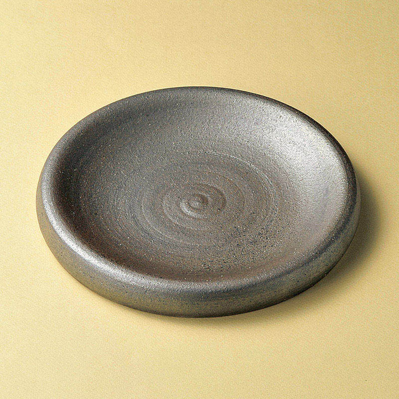 山万 20409-660 黒窯変8.0台皿(信楽焼)  1個（ご注文単位1個）【直送品】