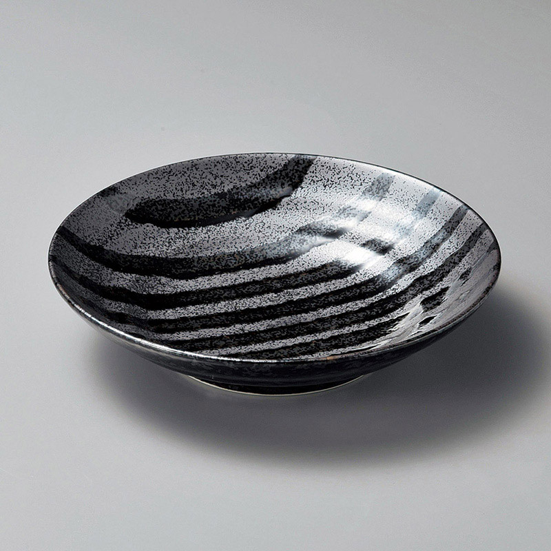 山万 20714-170 流彩ライン黒7.5ミツワ麺皿  1個（ご注文単位1個）【直送品】