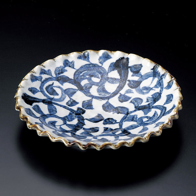 山万 21514-140 呉須唐草7.0皿  1個（ご注文単位1個）【直送品】