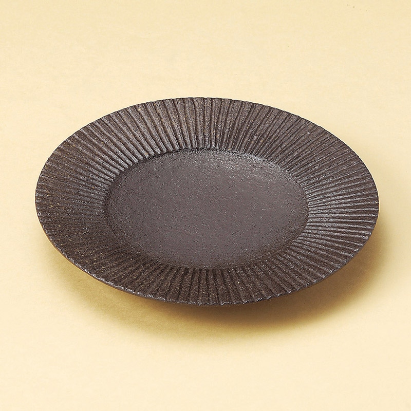 山万 21512-180 炭化土くし目7.5丸皿  1個（ご注文単位1個）【直送品】