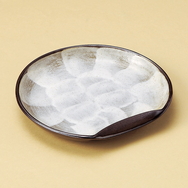 山万 21612-570 備前志野半月7寸皿  1個（ご注文単位1個）【直送品】