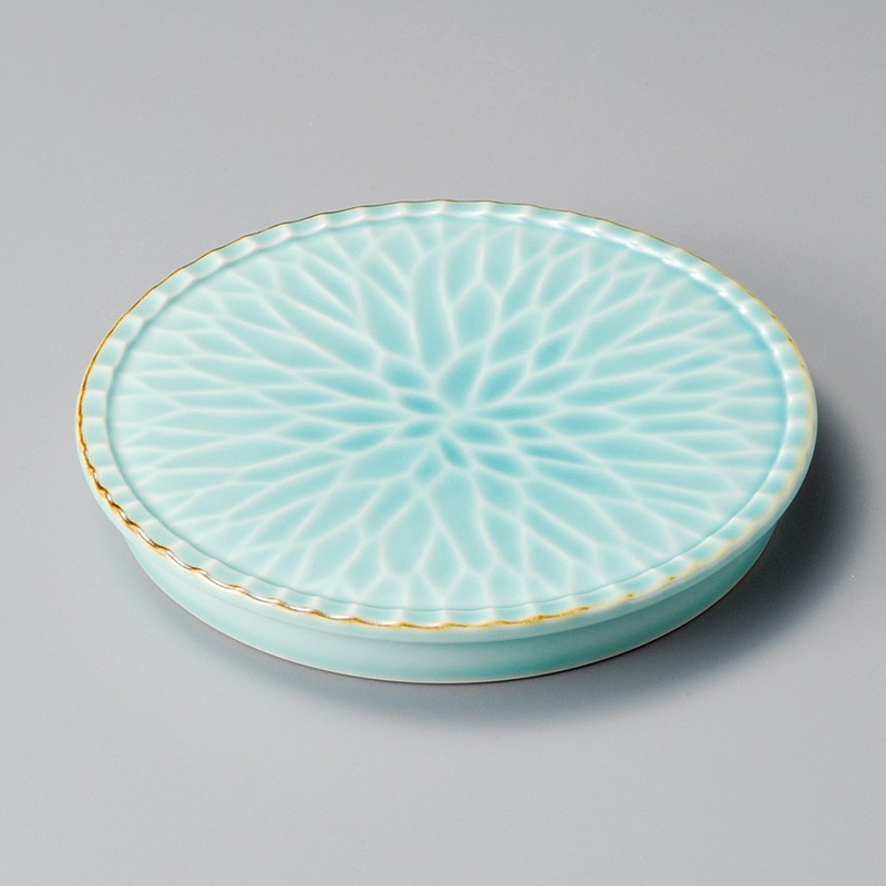 山万 22017-130 渕錆マリンブルー菊彫高台丸皿  1個（ご注文単位1個）【直送品】