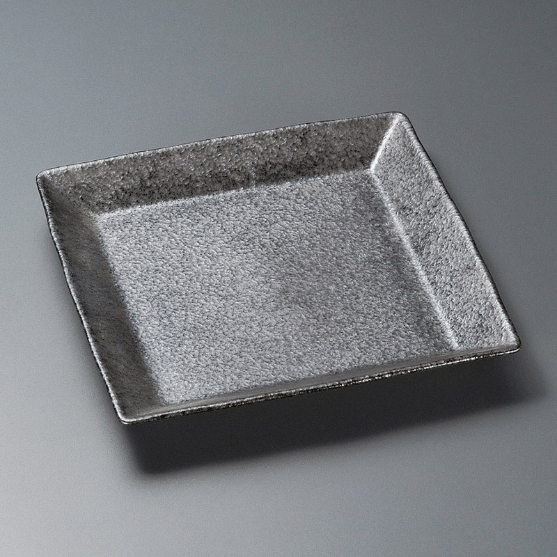 山万 22822-030 イブシ黒正角皿(大)  1個（ご注文単位1個）【直送品】