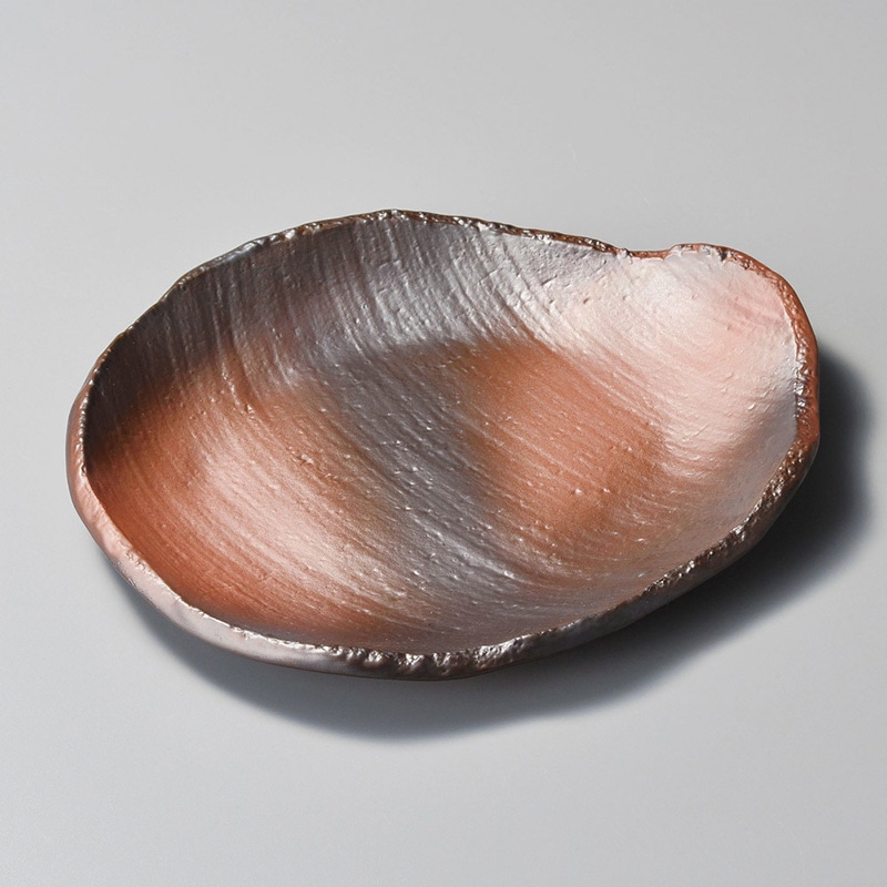 >山万 23415-550 黒彩変形7.0皿 1個(ご注文単位1個)【直送品】