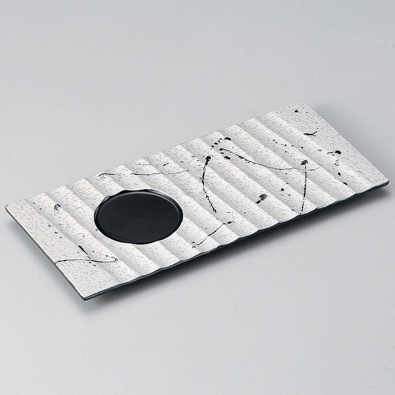 山万 23909-130 黒飛ばしラスター黒釉長角前菜皿 1個（ご注文単位1個）【直送品】