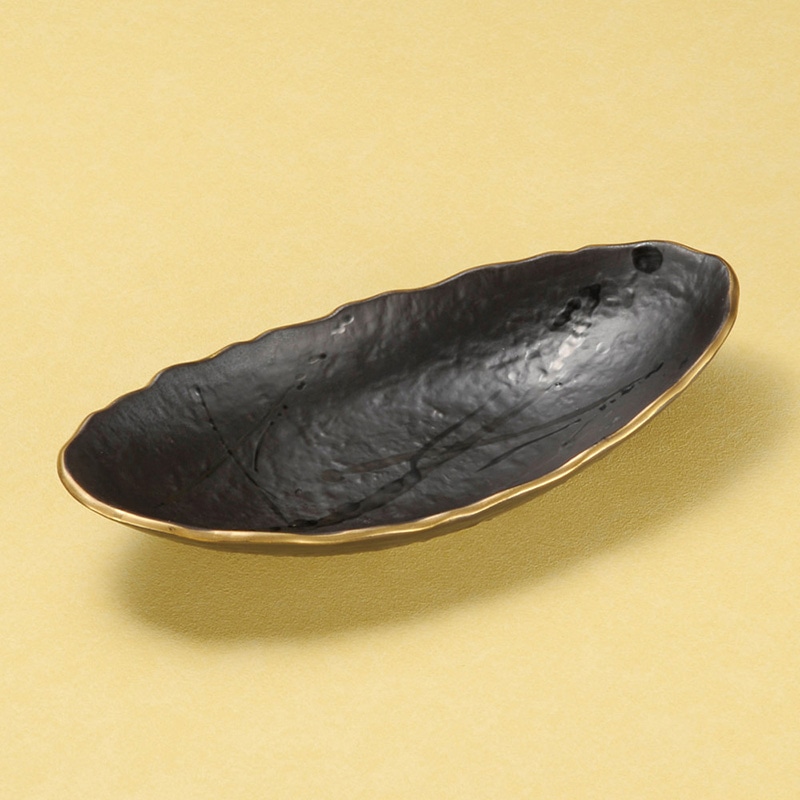 山万 25811-250 黒釉渕金舟型8.5浅鉢 1個（ご注文単位1個）【直送品】