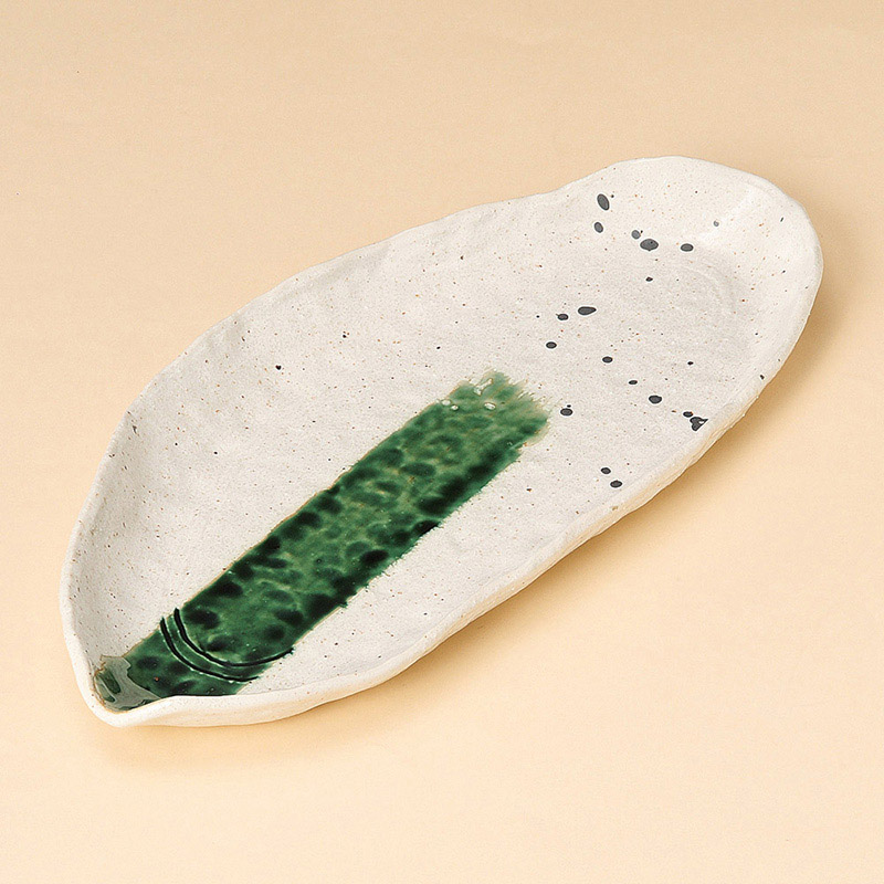 山万 19311-100 いなか道木の葉長皿 1個（ご注文単位1個）【直送品】