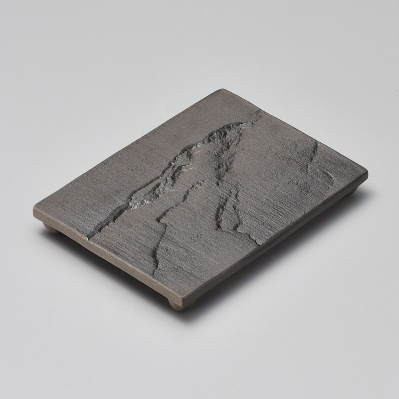 山万 27221-140 黒雲海四つ足焼物皿 1個（ご注文単位1個）【直送品】