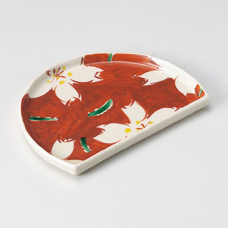 山万 27914-570 赤絵桜半月皿 1個（ご注文単位1個）【直送品】