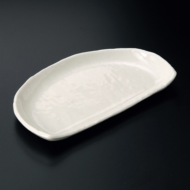 山万 28303-020 白粉引半月焼物皿 1個（ご注文単位1個）【直送品】