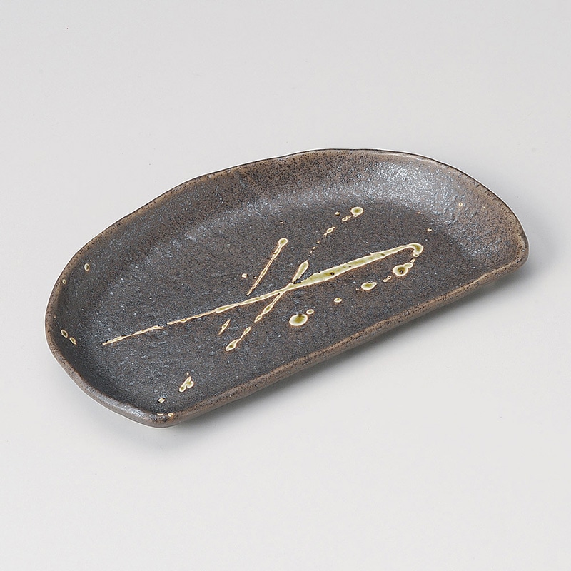 山万 28312-230 筆流 半月焼皿茶 1個（ご注文単位1個）【直送品】