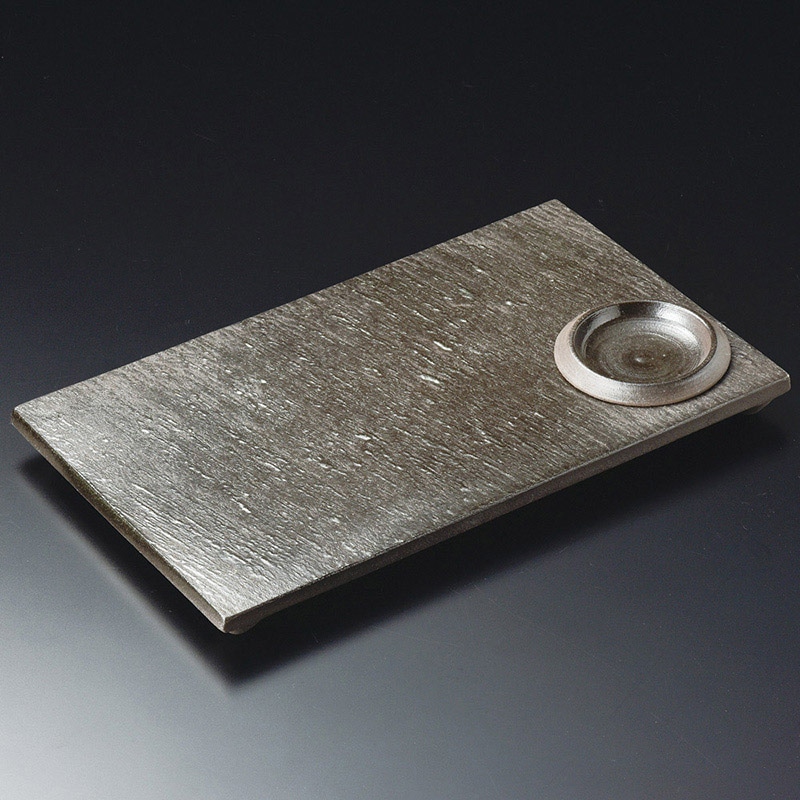 山万 28502-460 黒陶石目四つ足一つ穴細長皿 千 1個（ご注文単位1個）【直送品】