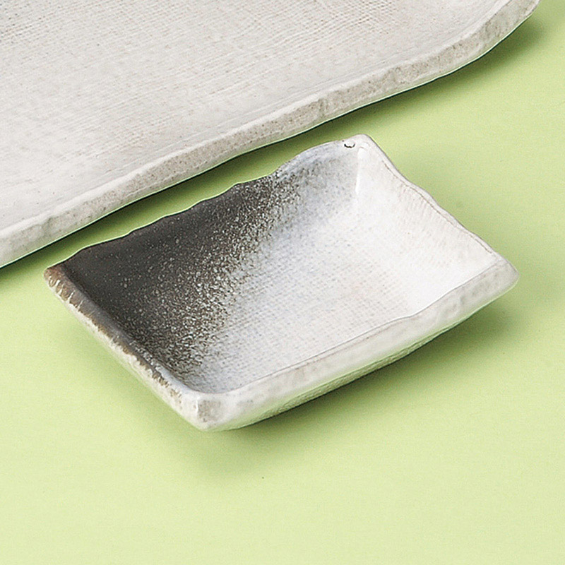 山万 28632-550 富士長角小皿 1個（ご注文単位1個）【直送品】