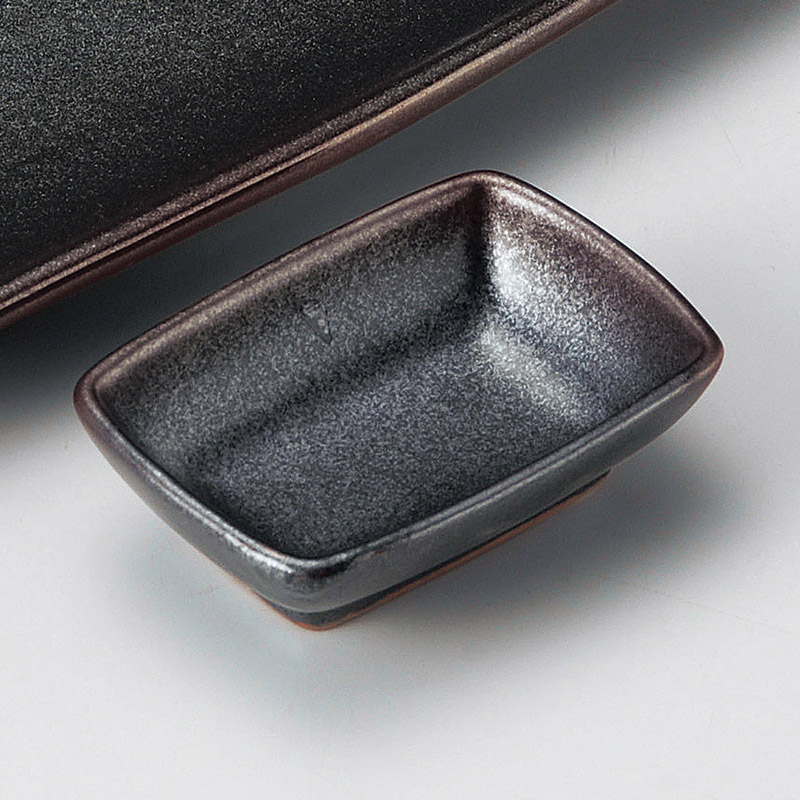 山万 28647-550 鉄砂釉長角小皿 1個（ご注文単位1個）【直送品】