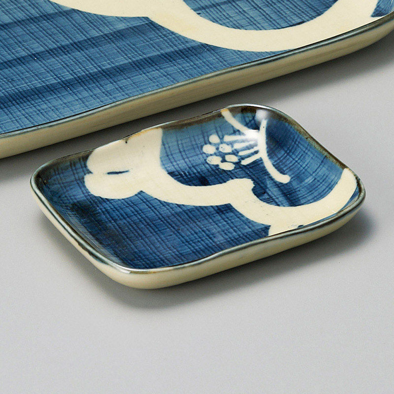 山万 28719-580 片椿ナデ角長角小皿 1個(ご注文単位1個)【直送品】