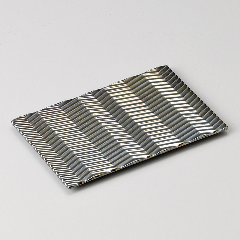 山万 28802-170 黒プラチナ矢羽根串皿 1個（ご注文単位1個）【直送品】