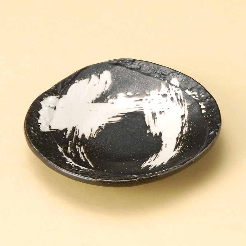 山万 30211-290 黒地白刷毛目石目取皿 1個（ご注文単位1個）【直送品】