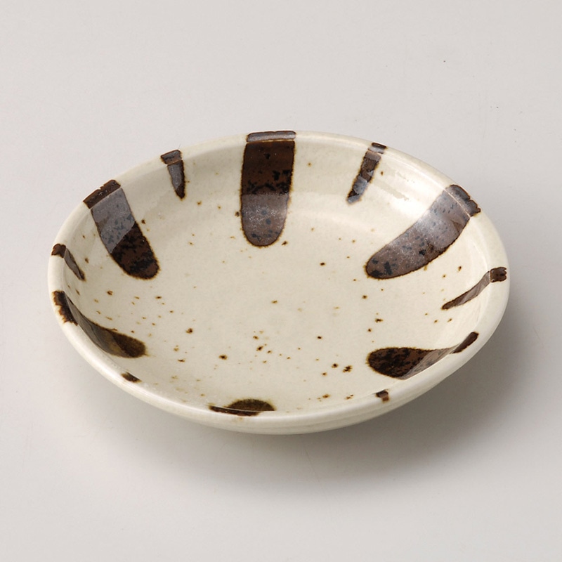 山万 30413-170 黄地錆十草三つ山4.0皿 1個（ご注文単位1個）【直送品】