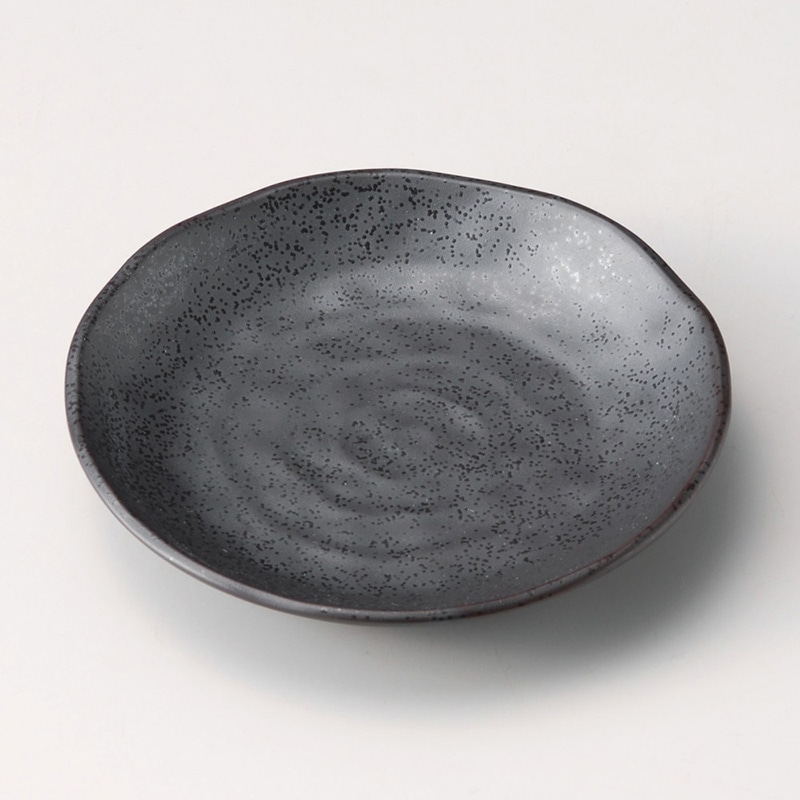 山万 31023-170 いぶし鉄黒3.5皿 1個（ご注文単位1個）【直送品】