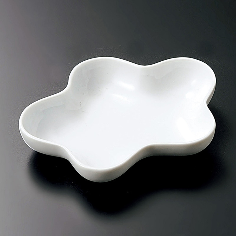 山万 31209-730 晴 (梅)豆皿(有田焼) 1個（ご注文単位1個）【直送品】