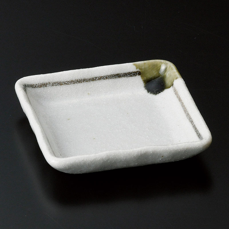 山万 31223-510 志野ライン正角小皿 1個（ご注文単位1個）【直送品】