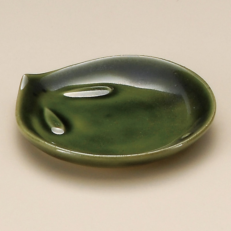 山万 31822-570 織部うさぎ小皿 1個(ご注文単位1個)【直送品】