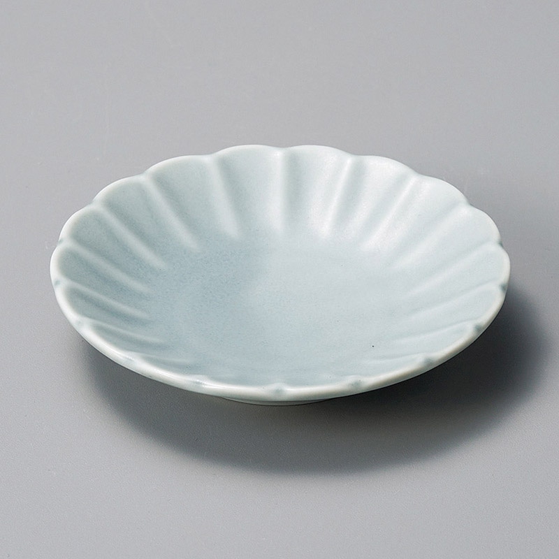 山万 31817-190 グレーマット菊型3.0皿 1個（ご注文単位1個）【直送品】