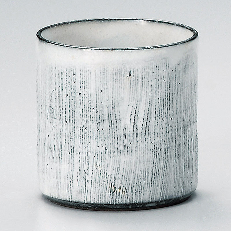 山万 33325-100 黒土粉引串目焼酎カップ 1個（ご注文単位1個）【直送品】