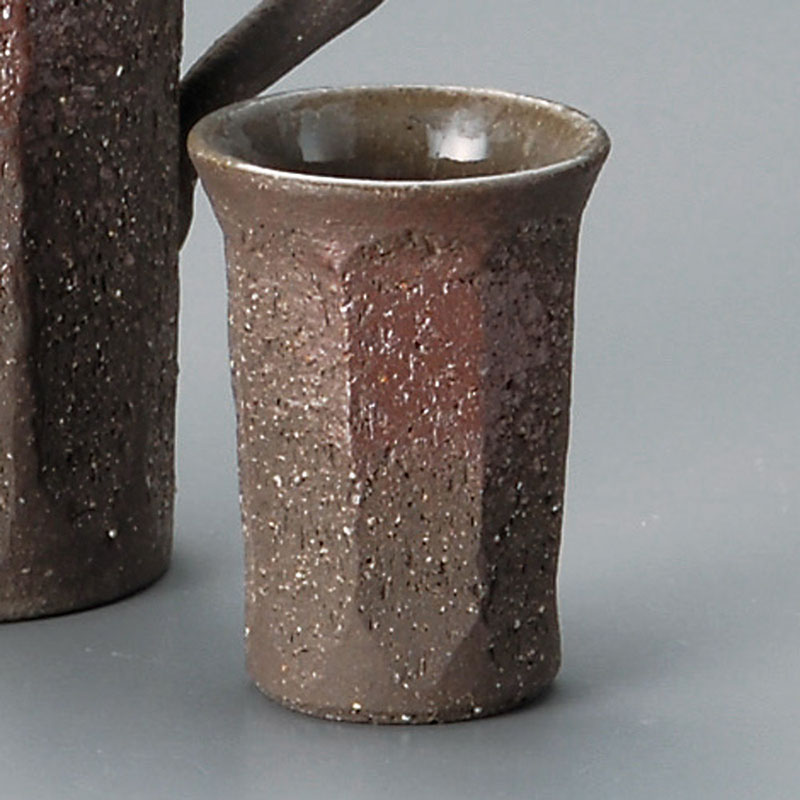 山万 33428-330 黒陶面取ぐい呑 1個(ご注文単位1個)【直送品】