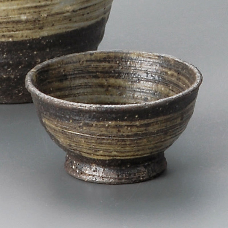 山万 33513-660 灰刷毛目ぐい呑(信楽焼) 1個(ご注文単位1個)【直送品】