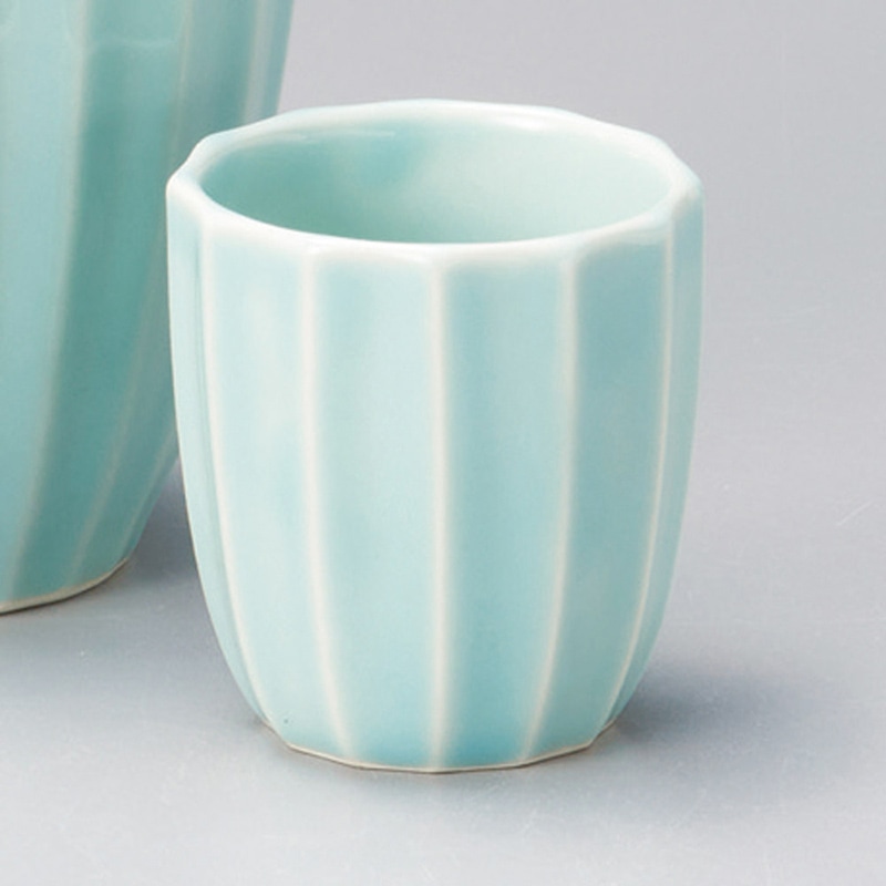 山万 33712-440 削ぎ青磁グイ呑 1個(ご注文単位1個)【直送品】