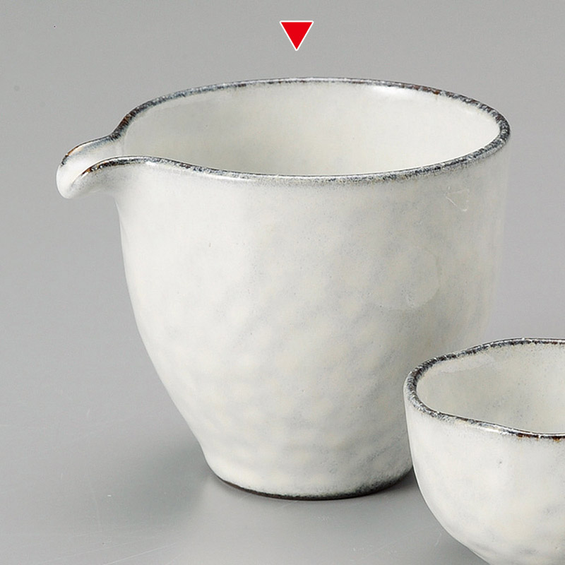 山万 33717-190 黒陶粉引片口酒器 1個(ご注文単位1個)【直送品】