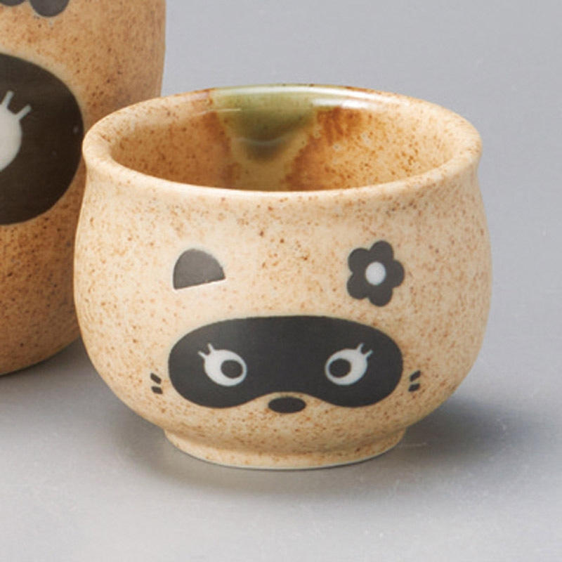 山万 33831-190 たぬき(女の子)ぐい呑 1個（ご注文単位1個）【直送品】