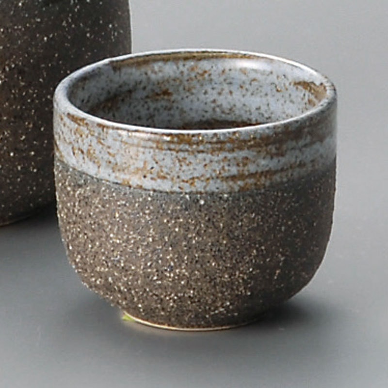 山万 34222-190 黒伊賀盃 1個（ご注文単位1個）【直送品】