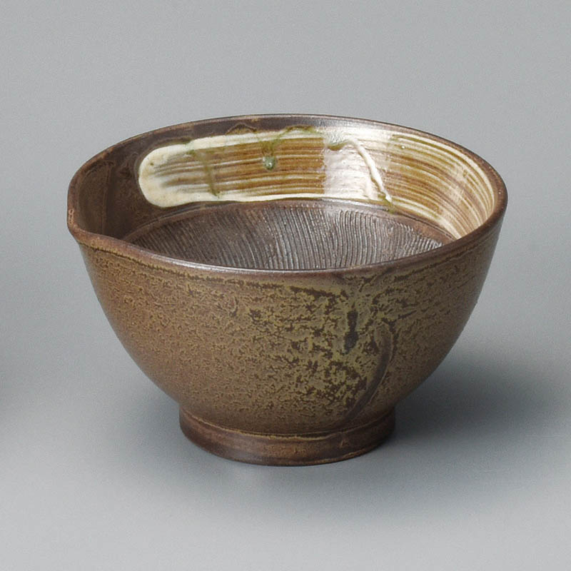 山万 35733-660 黒土刷毛目すり鉢(中(信楽焼 1個（ご注文単位1個）【直送品】