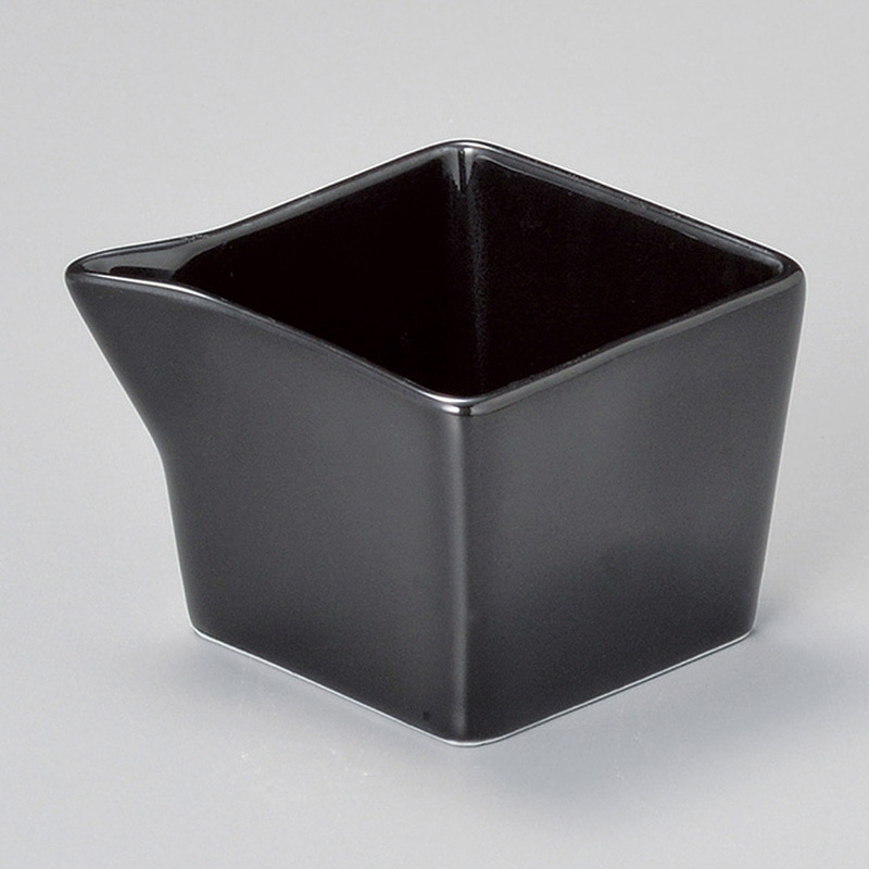 山万 35918-570 片口角ドレッシング黒 1個（ご注文単位1個）【直送品】