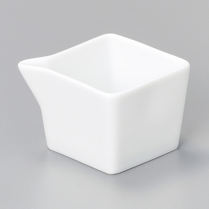 山万 35917-570 片口角ドレッシング白 1個（ご注文単位1個）【直送品】