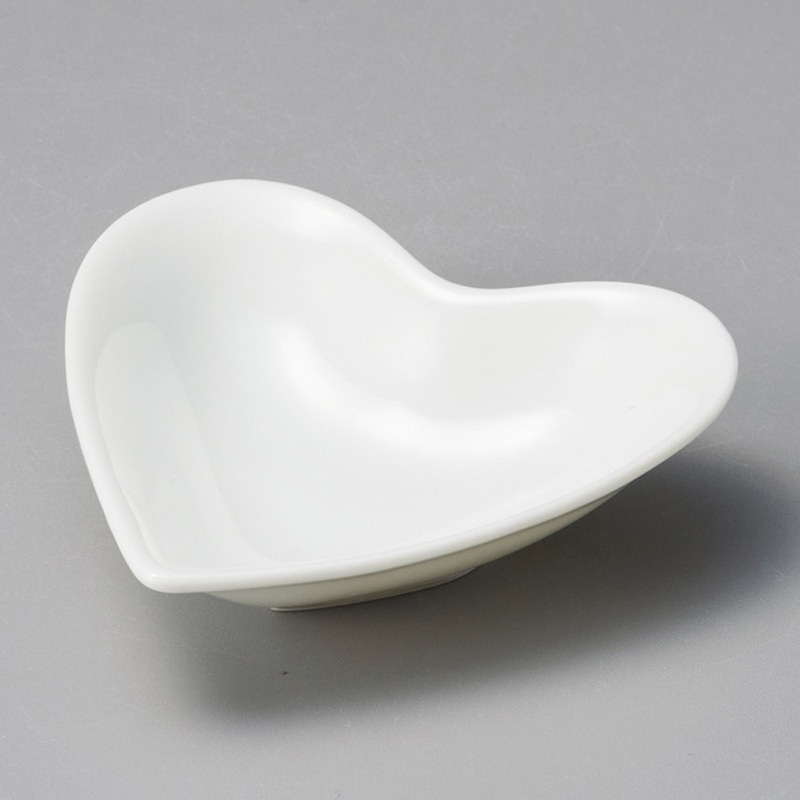 山万 36117-570 ハート灰皿 白 1個（ご注文単位1個）【直送品】