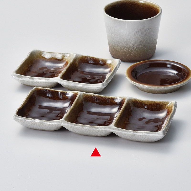 山万 36326-550 ブラウン三品盛 1個（ご注文単位1個）【直送品】